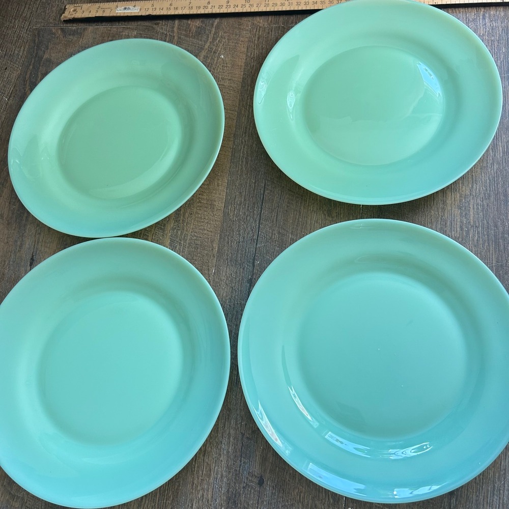 Vintage Jadeite Restaurant Ware Glass Dinner Plates 10.25" Set of 4 Unmarked